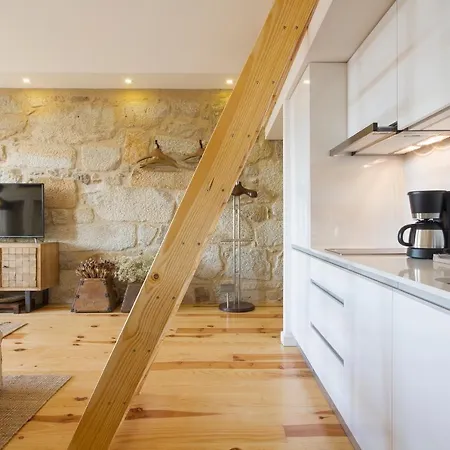 1892 - Ribeira Loft * Oporto