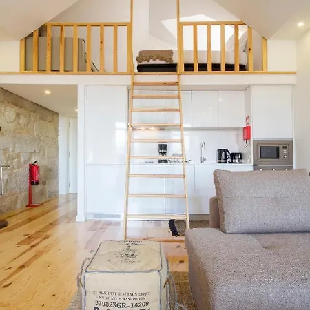 1892 - Ribeira Loft Oporto
